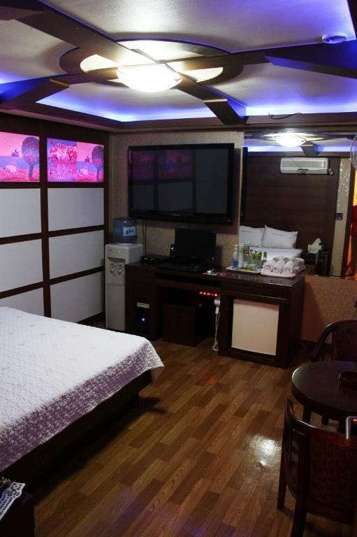 Picasso Motel Jongno Seoul Værelse billede